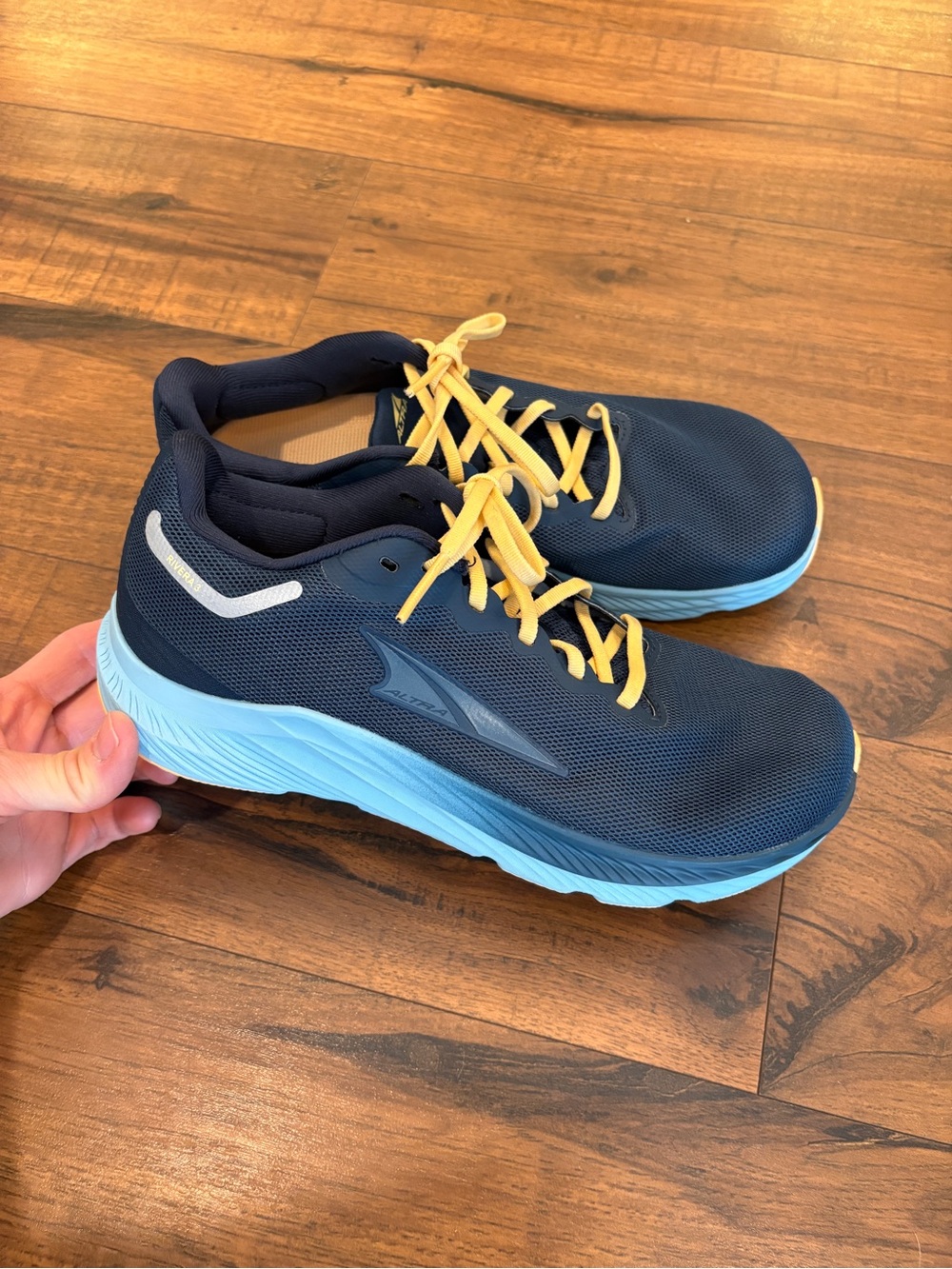 Altra Rivera 3 Shoes Womens 7 Navy Road Running Sneakers AL0A7R7N445 Lightweight
